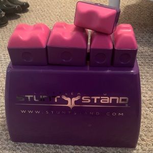 Stunt Stand